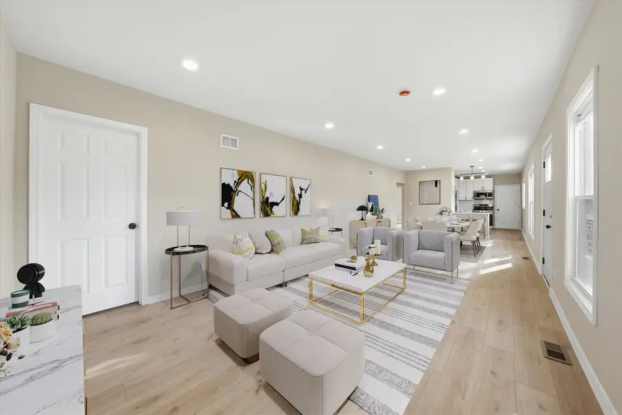 639 S 12th Avenue, Maywood, IL 60153 - #2