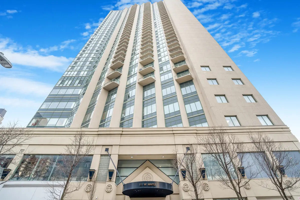 111 W Maple Street #1809, Chicago, IL 60610 - Image #1