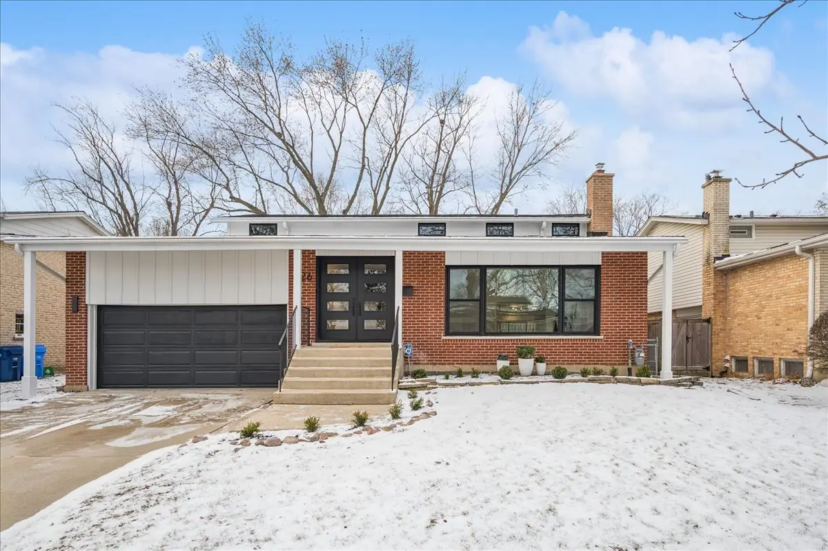 626 Barberry Road, Highland Park, IL 60035 - Image #1