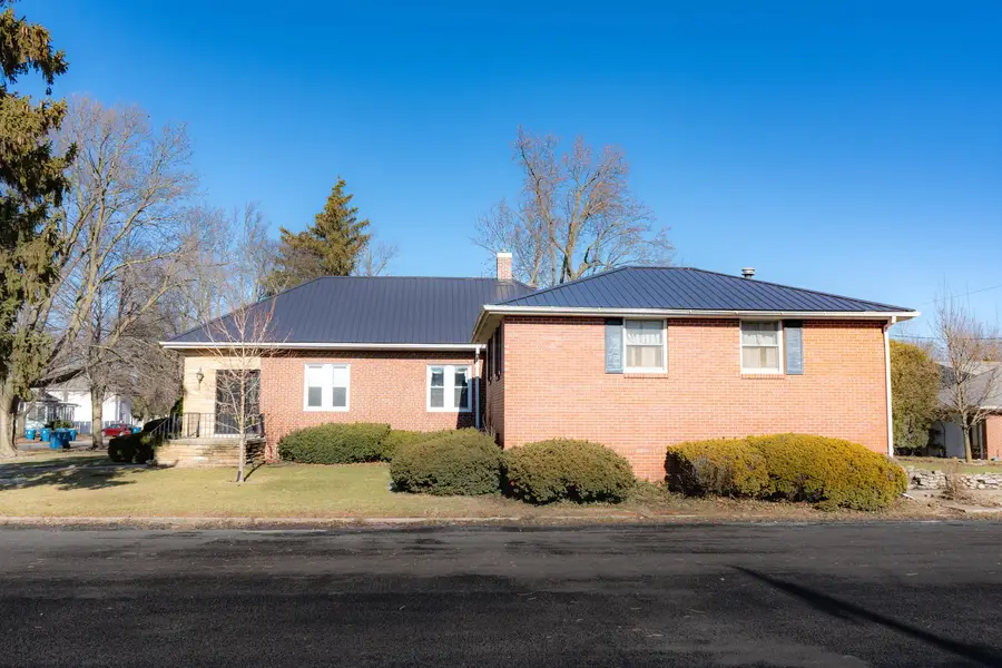 308 S Jackson Street, Flanagan, IL 61740 - Image #2