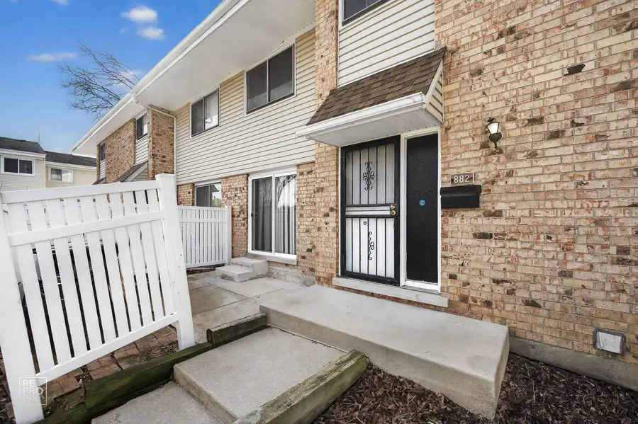 882 White Oak Lane, University Park, IL 60484 - Image #2