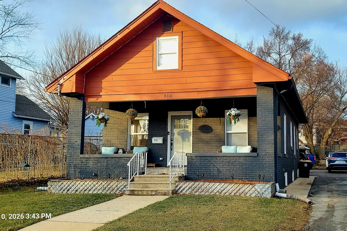 950 2nd Avenue, Aurora, IL 60505 - Image #1