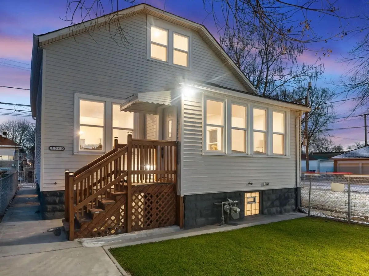 2343 Ridgeland Avenue, Berwyn, IL 60402 - Image #1