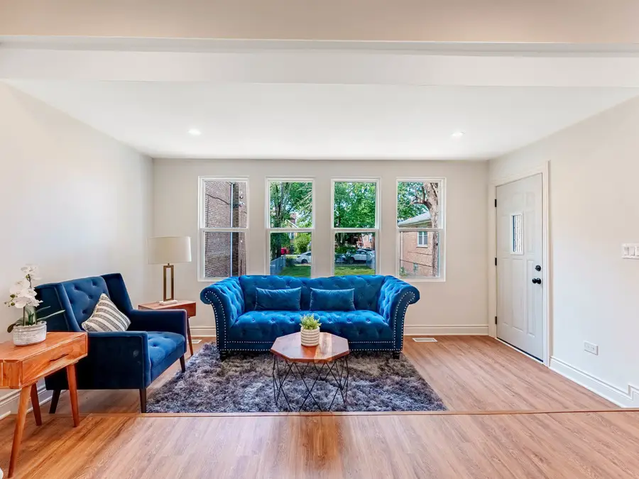 2343 Ridgeland Avenue, Berwyn, IL 60402 - Image #2