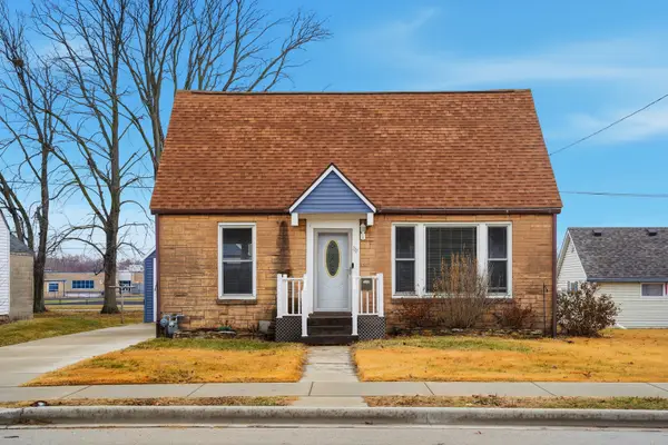 710 E 16th Street, Sterling, IL 61081