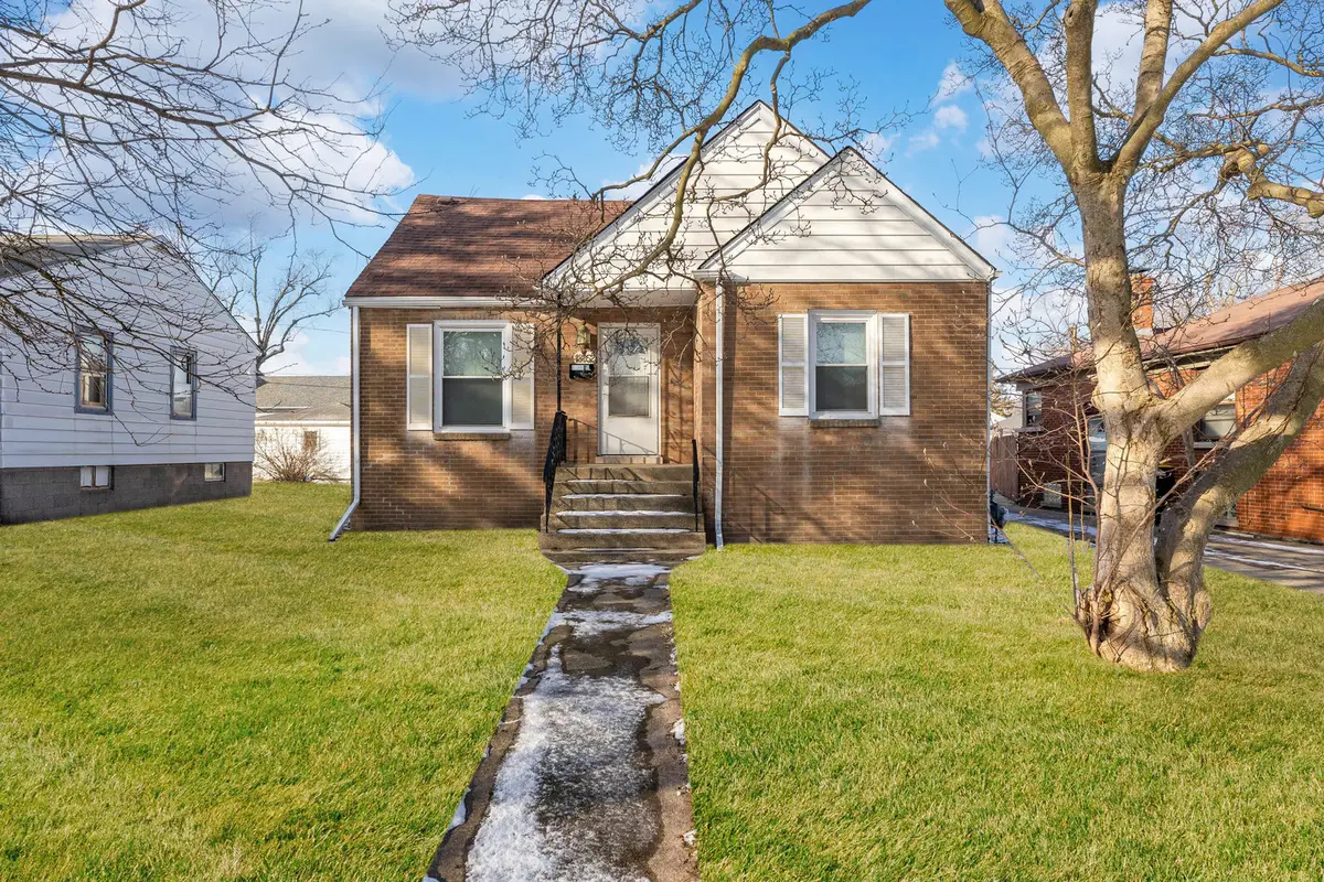18052 Wentworth Avenue, Lansing, IL 60438 - Image #1