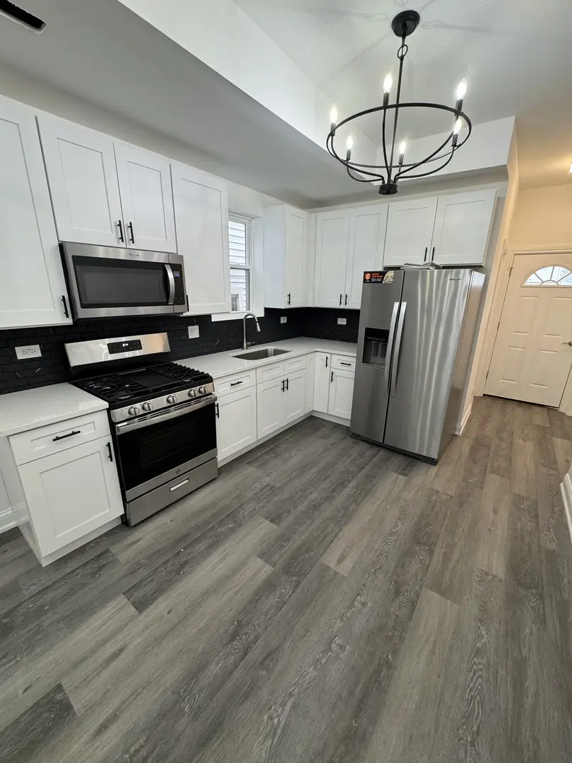 4521 S Hermitage Avenue, Chicago, IL 60609 - Image #3