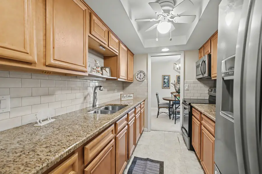 5300 Walnut Avenue #24B, Downers Grove, IL 60515 - Image #2