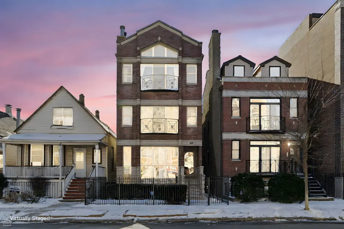 2249 W Foster Avenue #3, Chicago, IL 60625 - Image #1