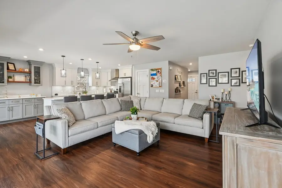 2785 Gains Court, Yorkville, IL 60560 - #3