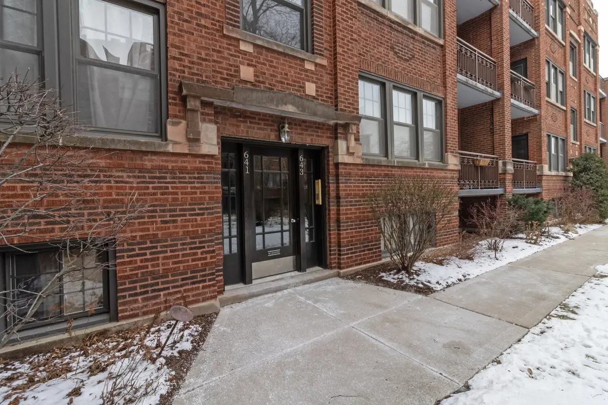 643 Garfield Street #3, Oak Park, IL 60304 - Image #1