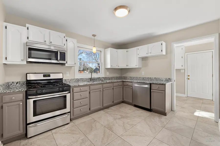 479 Porter Avenue, Crystal Lake, IL 60014 - #2