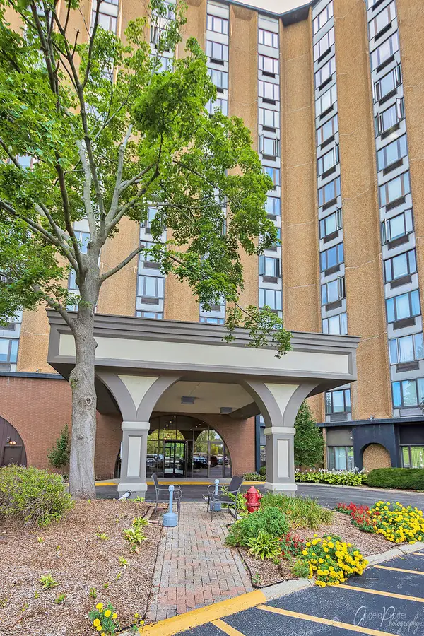 1 Renaissance Place #1100, Palatine, IL 60067
