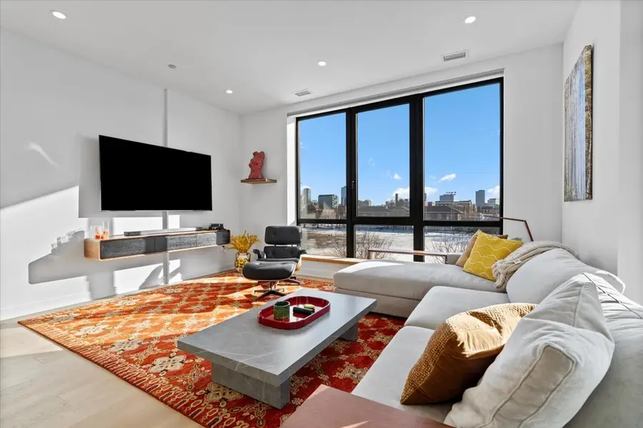 Address Withheld By Seller, Chicago, IL 60642 - Image #3