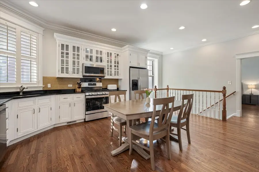 533 W Belmont Avenue #1, Chicago, IL 60657 - Image #2