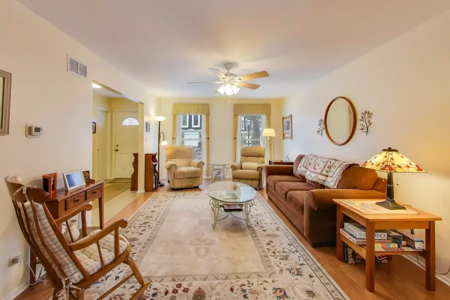 735 Garfield Avenue #735, Libertyville, IL 60048 - Image #3