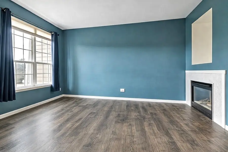 2416 Courtyard Circle #2, Aurora, IL 60506 - Image #3