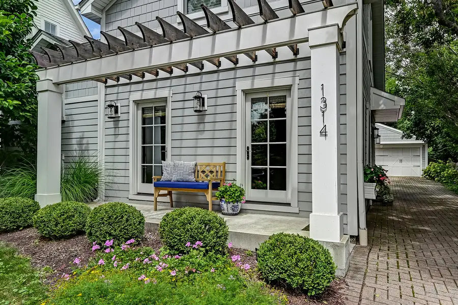 1314 Maple Street, Western Springs, IL 60558 - Image #2