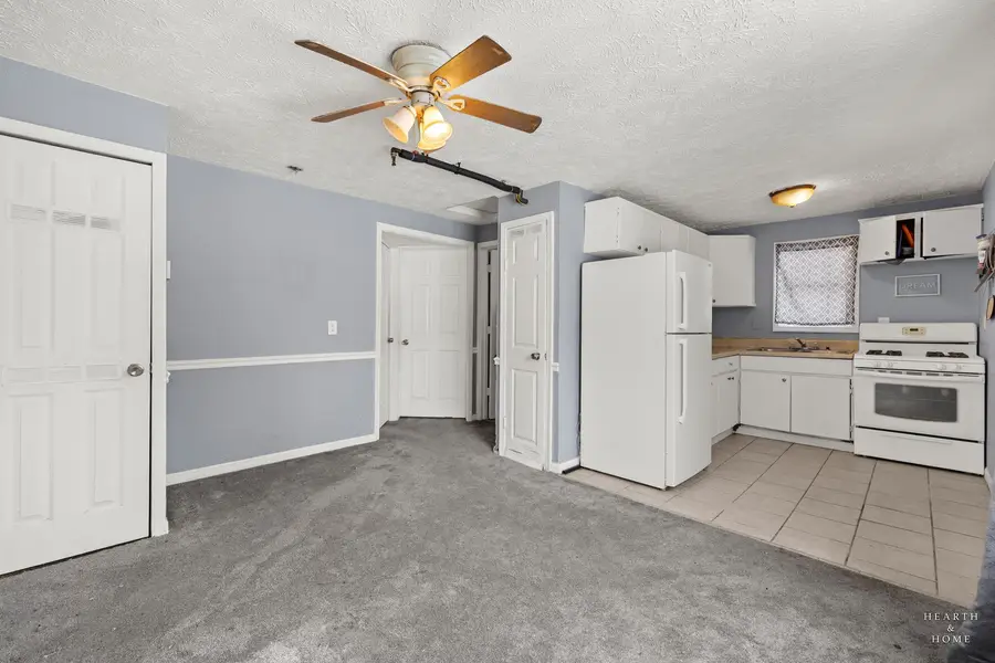 2406 Hermon Avenue, Zion, IL 60099 - Image #2