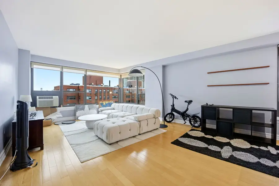 2930 N Sheridan Road #1912, Chicago, IL 60657 - Image #2