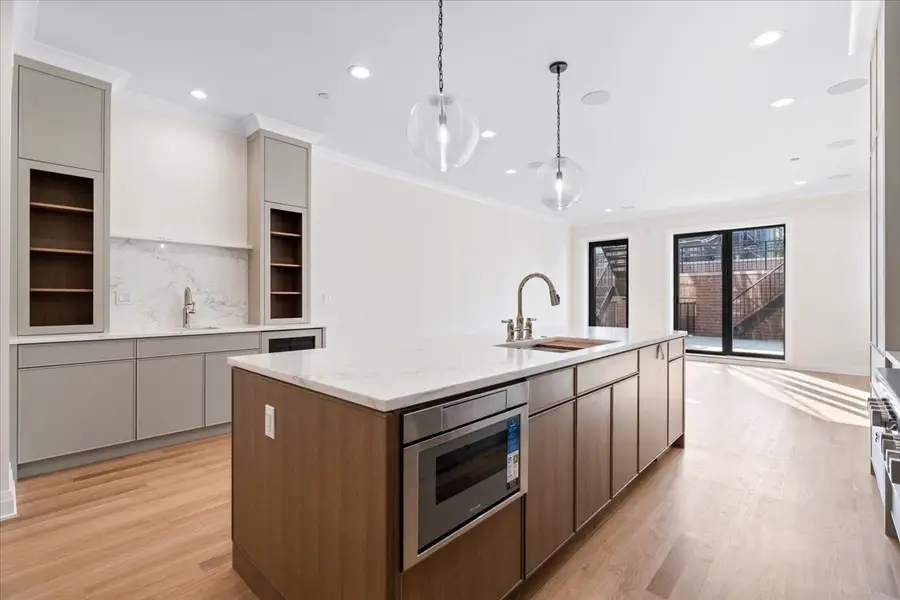 3036 N Sheffield Avenue #1S, Chicago, IL 60657 - Image #3