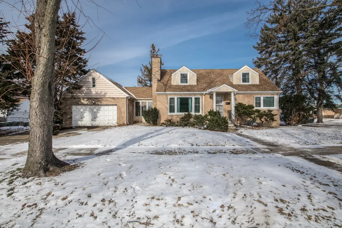 7340 W Keeney Street, Niles, IL 60714 - Image #1