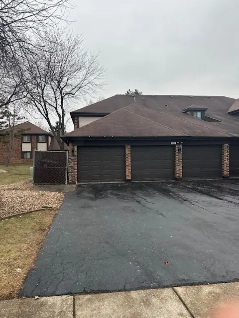3341 184th Street #1B, Homewood, IL 60430