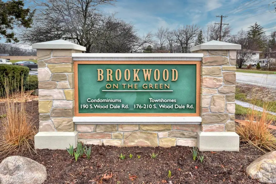 190 S Wood Dale Road #902, Wood Dale, IL 60191 - Image #2