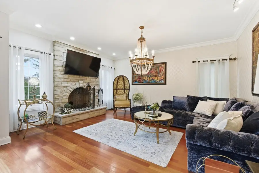 395 S Scott Street, Elmhurst, IL 60126 - Image #3