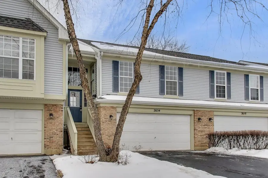 2654 S Embers Lane S #A, Arlington Heights, IL 60005 - Image #2