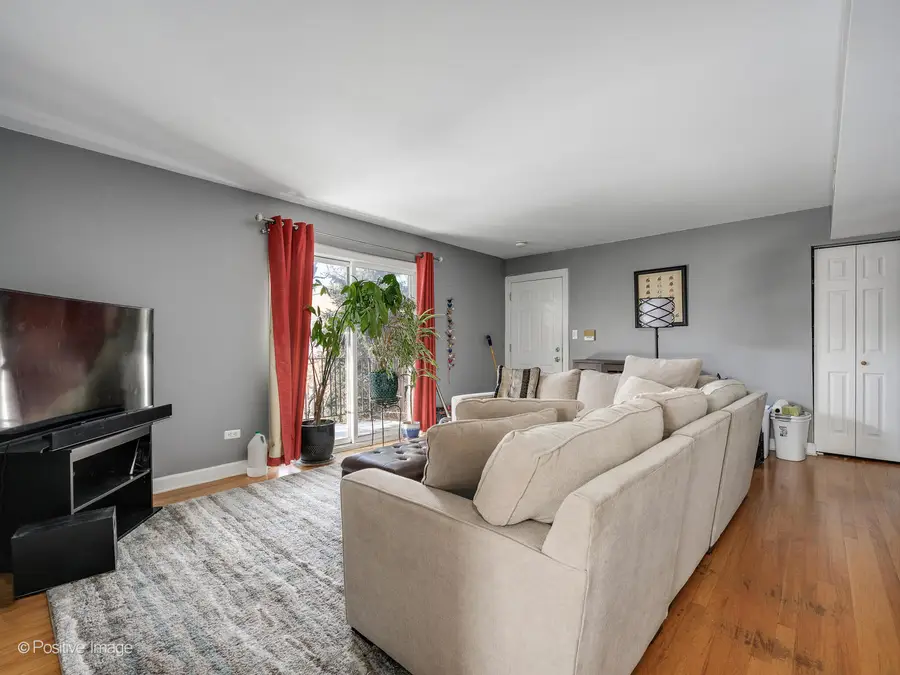 2067 W Farwell Avenue #3S, Chicago, IL 60645 - #3