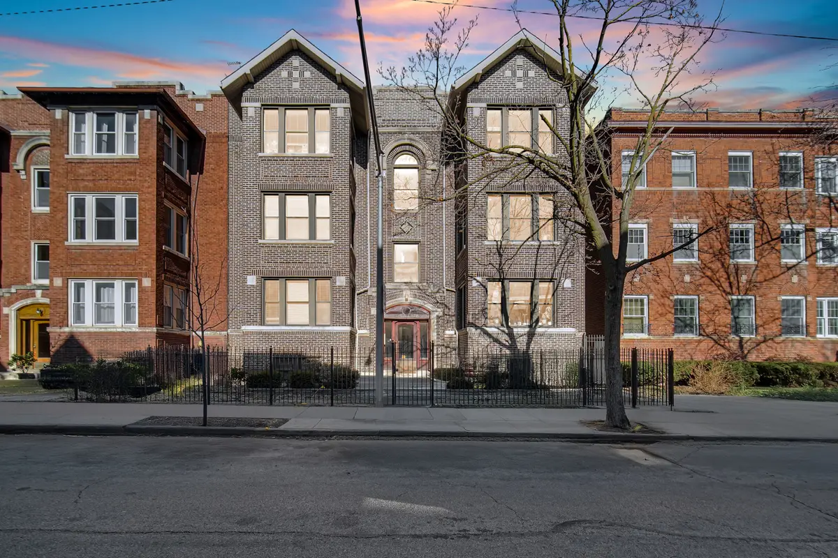 840 W Gunnison Street #2, Chicago, IL 60640 - Image #1