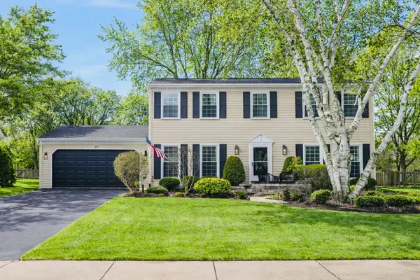 309 Carriage Hill Road, Naperville, IL 60565