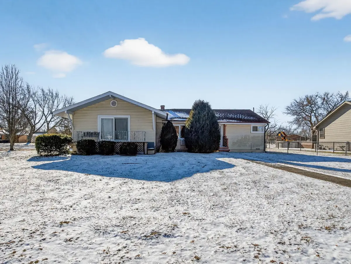 6601 W 115th Place, Worth, IL 60482 - Image #1
