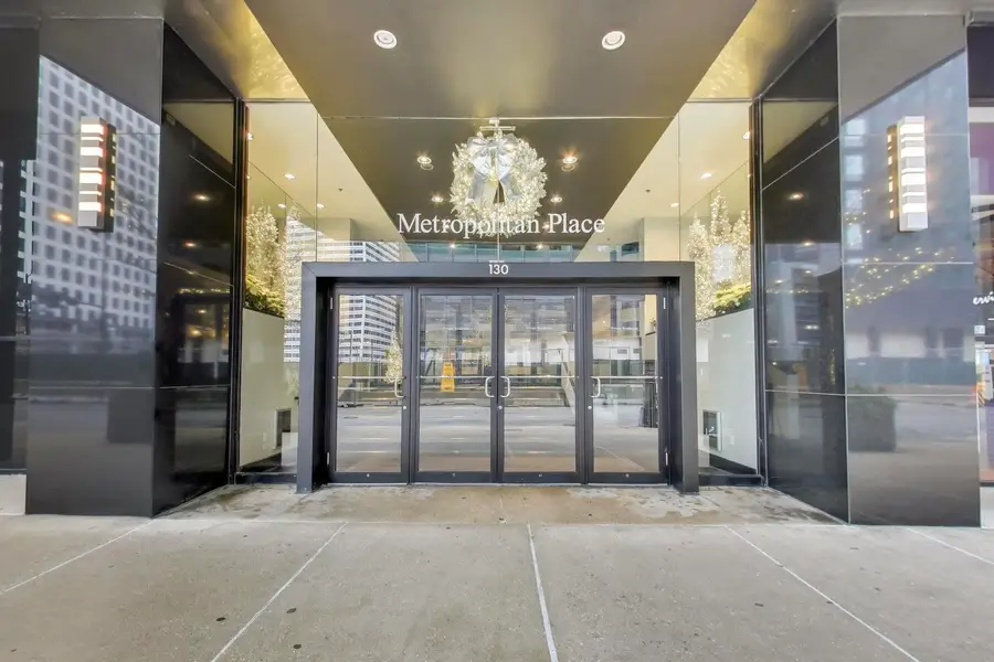 130 S Canal Street #803, Chicago, IL 60606 - Image #2