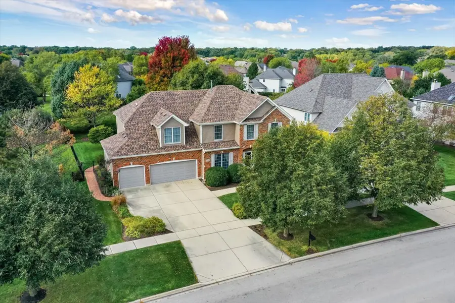 630 Thornwood Way, South Elgin, IL 60177 - Image #2