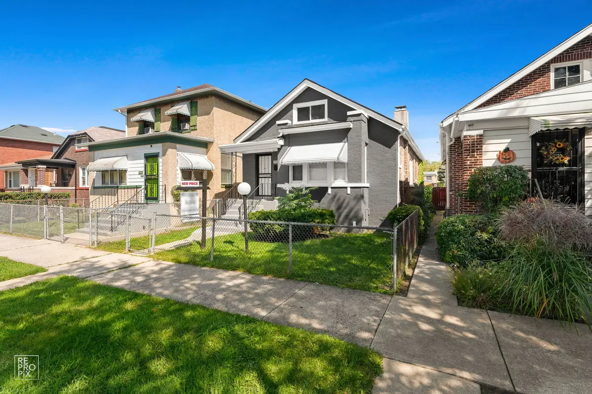 9549 S Calumet Avenue, Chicago, IL 60628 - Image #1