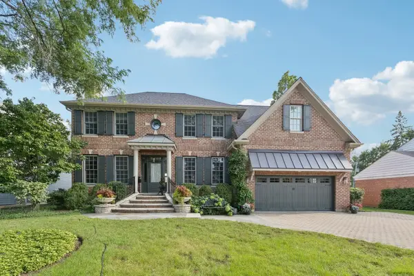 941 Burton Terrace, Glenview, IL 60025