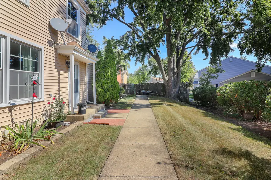 419 Sidney Avenue #C, Glendale Heights, IL 60139 - Image #2