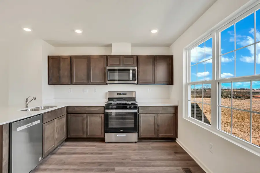 424 Lakeshore Court, Saint Charles, IL 60174 - Image #2