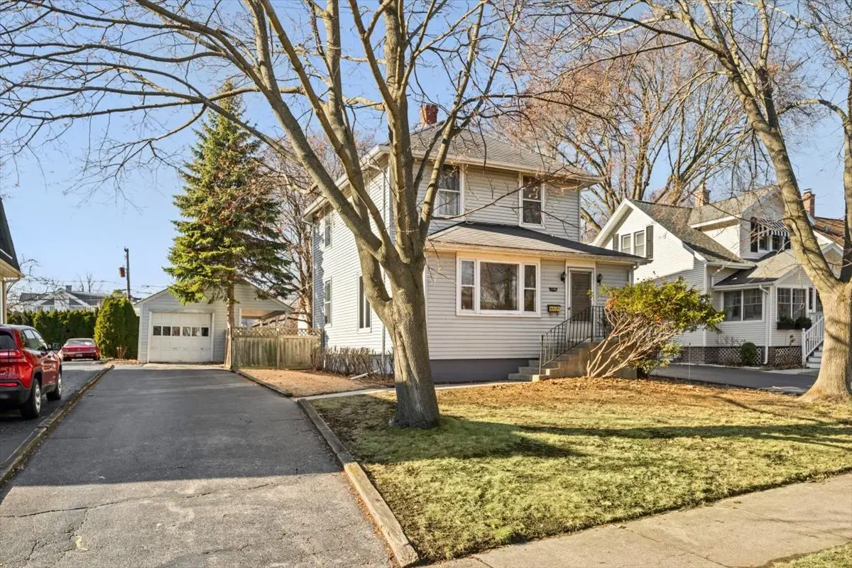 1206 Griffith Road, Lake Forest, IL 60045 - Image #1