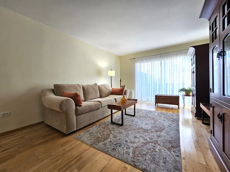 805 Grove Drive #206, Buffalo Grove, IL 60089 - Image #2