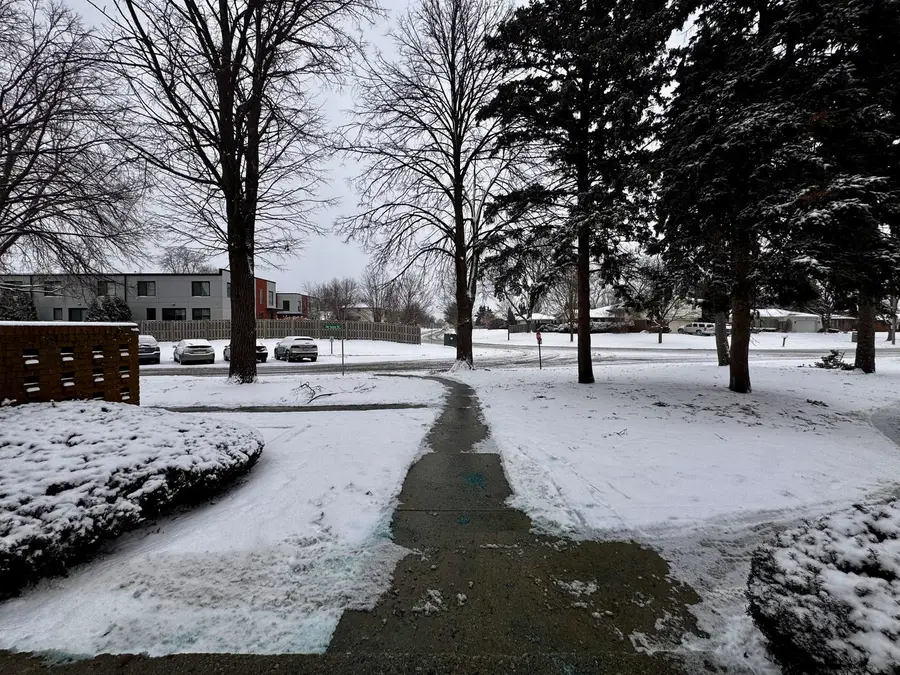 2300 Old Tavern Road #205, Lisle, IL 60532 - Image #2