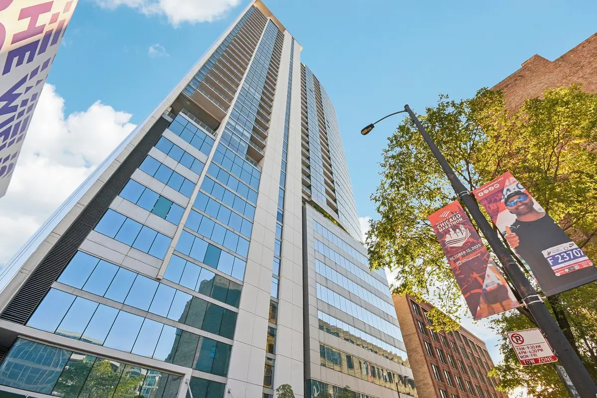 303 W Ohio Street #3309, Chicago, IL 60654 - Image #1