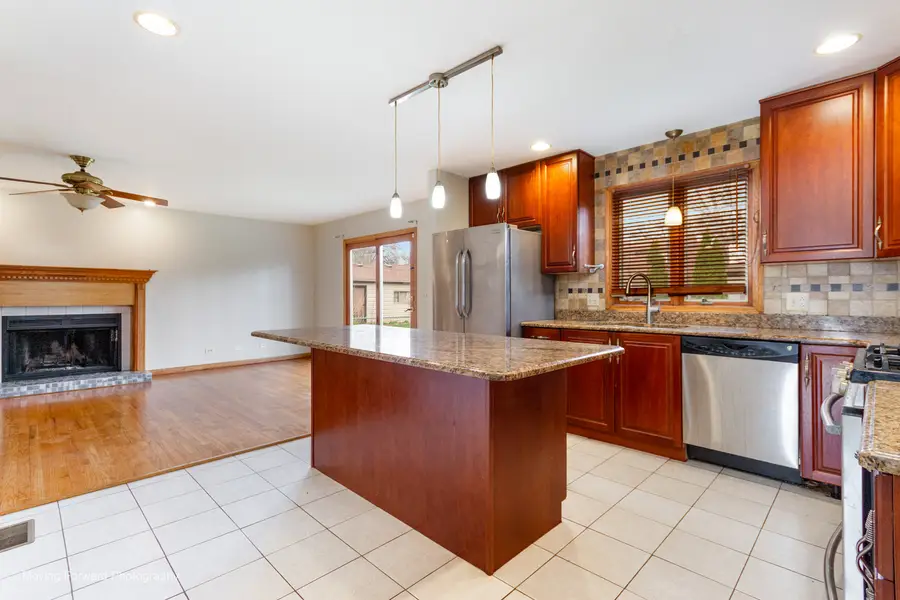 336 W Morris Avenue, Lombard, IL 60148 - #3