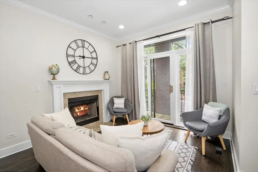 1511 W Walton Street #1, Chicago, IL 60642 - Image #2