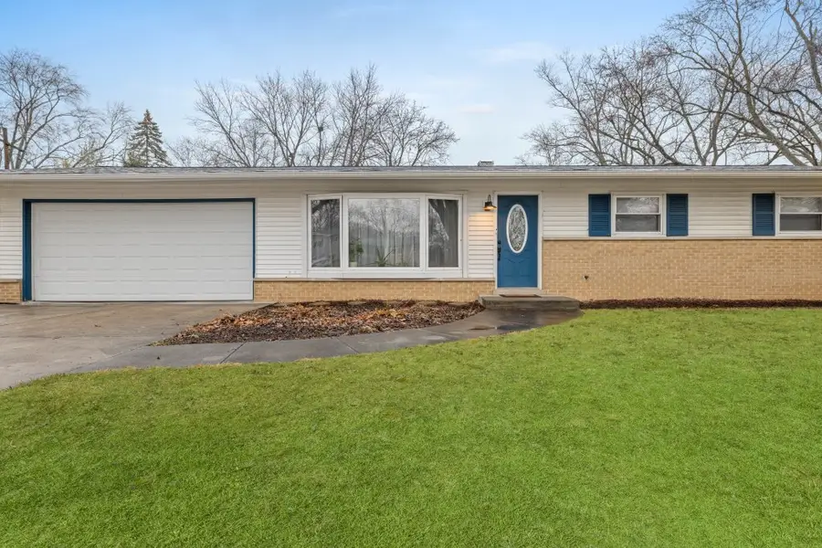 3S481 Osage Drive, Glen Ellyn, IL 60137 - Image #2