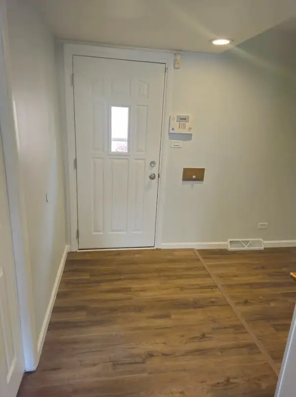 12946 S Carpenter Street, Calumet Park, IL 60827 - Image #3