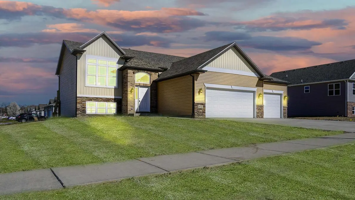 8240 Dylan Drive, Merrillville, IN 46410 - #1