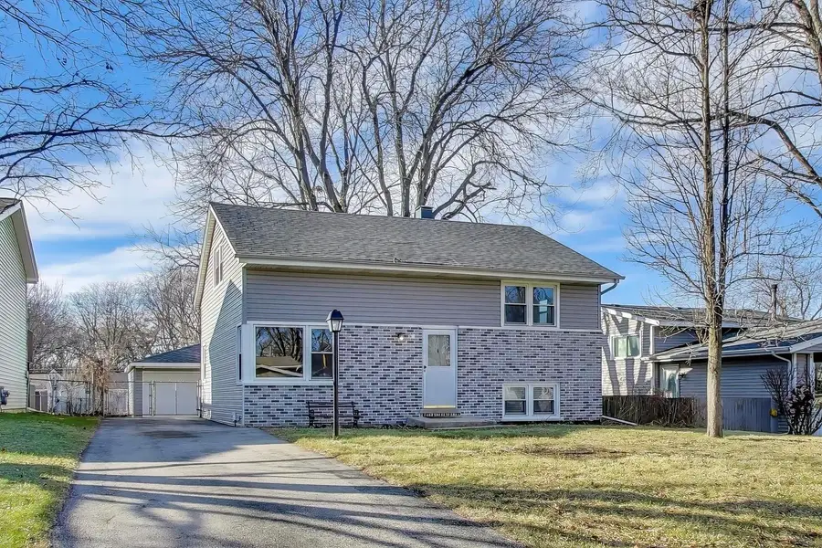 0N 046 Page Street, Winfield, IL 60190 - Image #2